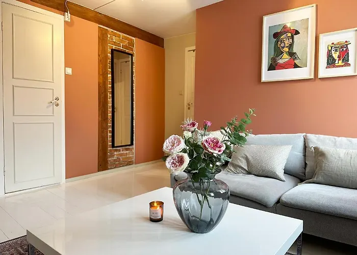 The Door H3 Apartman